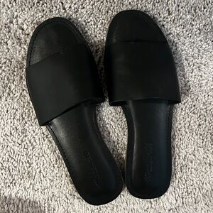 Madewell Boardwalk Post Slide